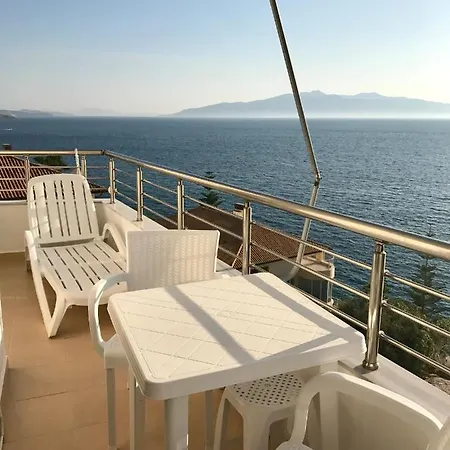 Apartment Seaside View *